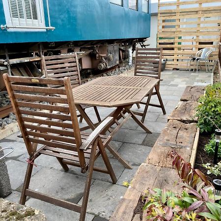 Gleis 2, Waggon Mit Ofen, Optional Mit Whirlpool Und Sauna Dahlem  Bagian luar foto