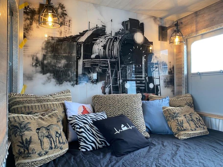 Gleis 2, Waggon Mit Ofen, Optional Mit Whirlpool Und Sauna Dahlem  Bagian luar foto