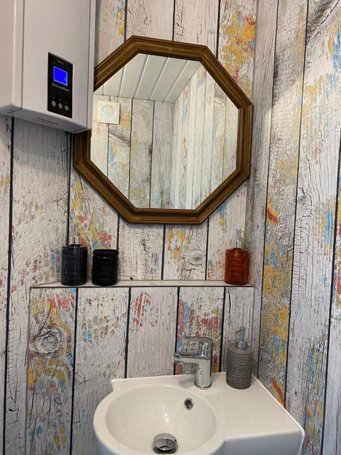 Gleis 2, Waggon Mit Ofen, Optional Mit Whirlpool Und Sauna Dahlem  Bagian luar foto